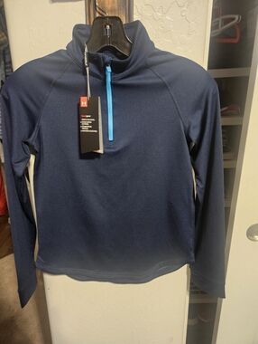 Girls Under Armor Pull Over Shirt